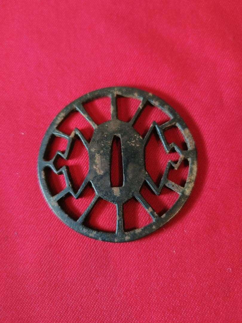 鍔 無銘 二階菱車透図 鉄鐔 拵 日本刀 刀装具 骨董 古美術 江戸時代