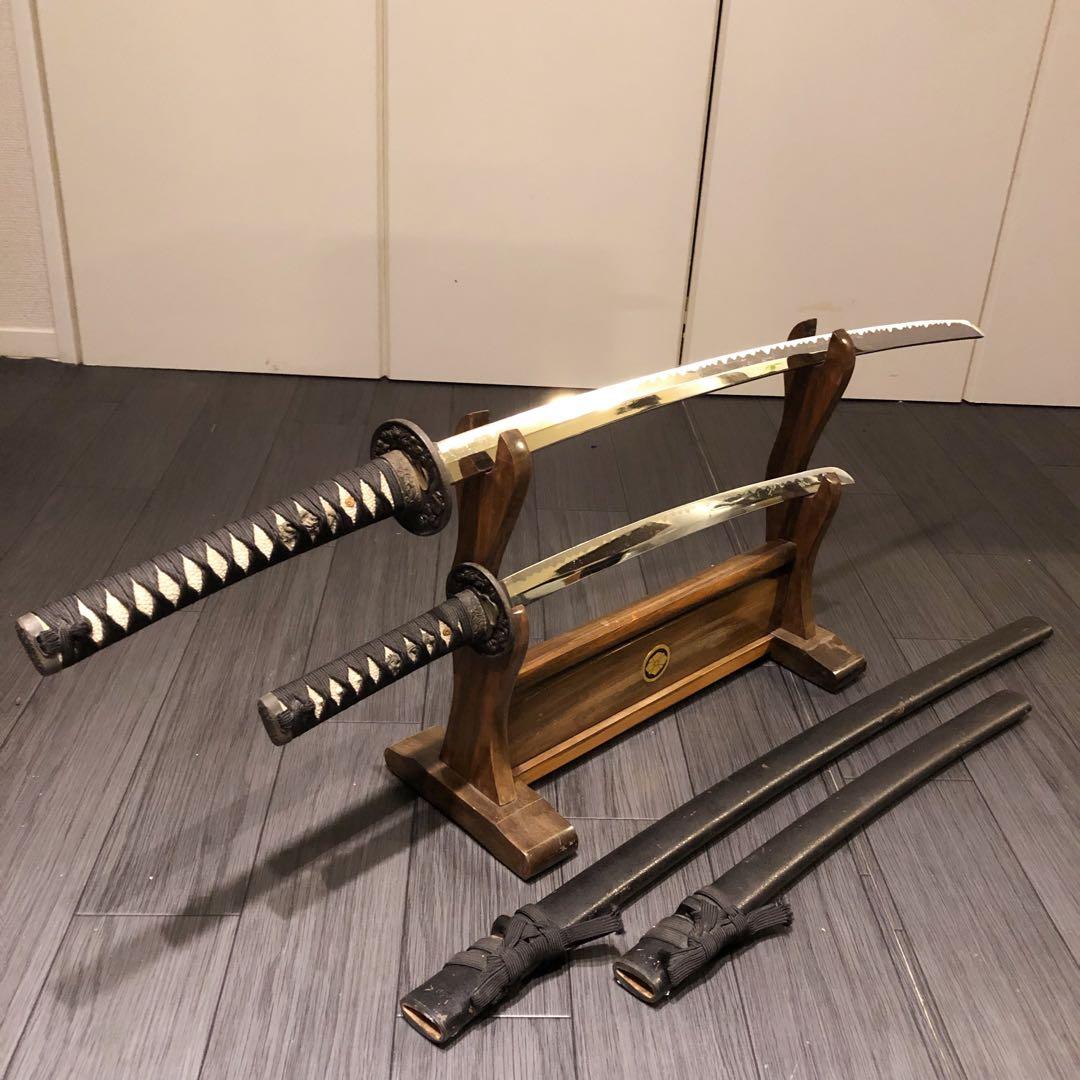 本格模造刀　大小セット　黒拵え　太刀　脇差　大小セット