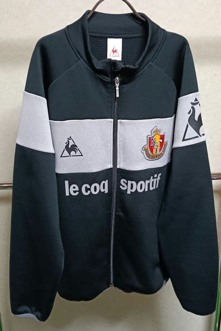 ルコック製 名古屋グランパス トラックトップ ブラック×グレー／L