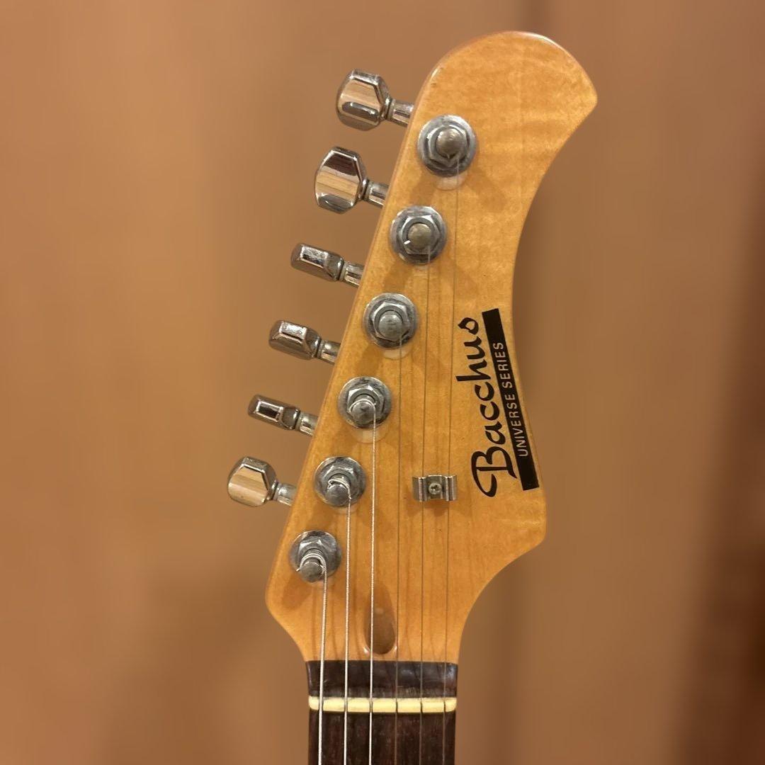 Bacchus Universe Series トレモロアーム付 新品弦張替済