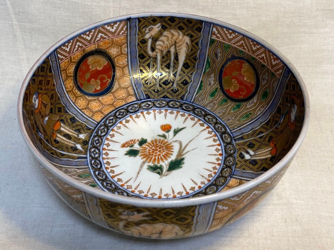 伊万里　古伊万里　色絵　金襴手　鉢　オランダ人　ラクダ　花の図　1客