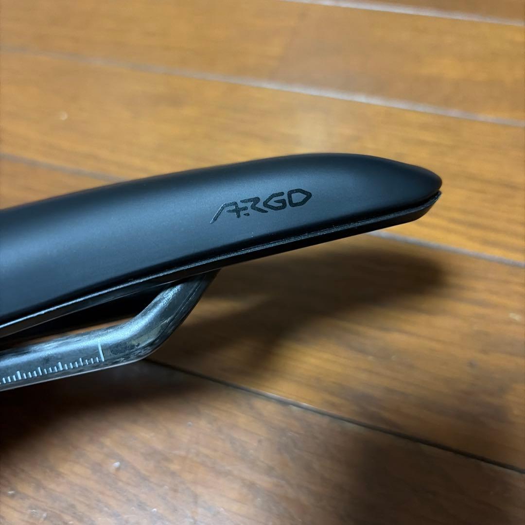 フィジーク　Argo Vento R1 140㎜　美品