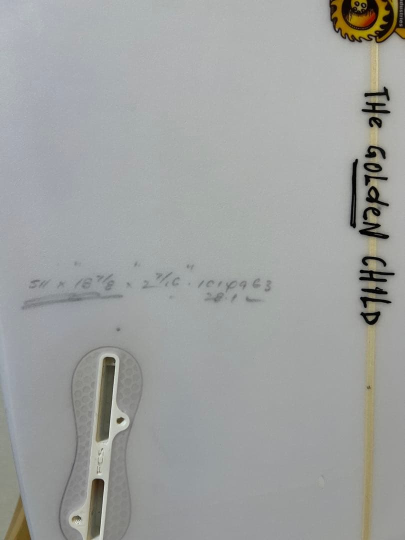 JSサーフボード　ゴールデンチャイルド　イージーライダー　5’11 28.1ℓ