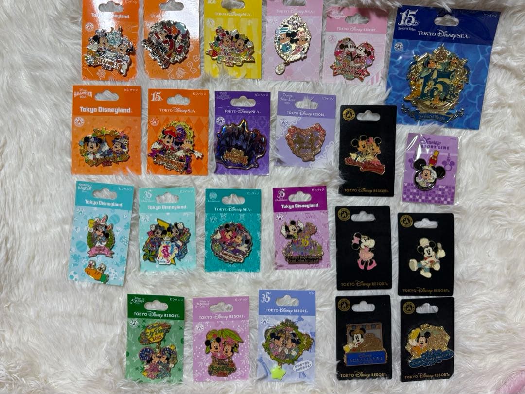 ディズニーリゾート ピンバッジ23点まとめ売り(非売品含)