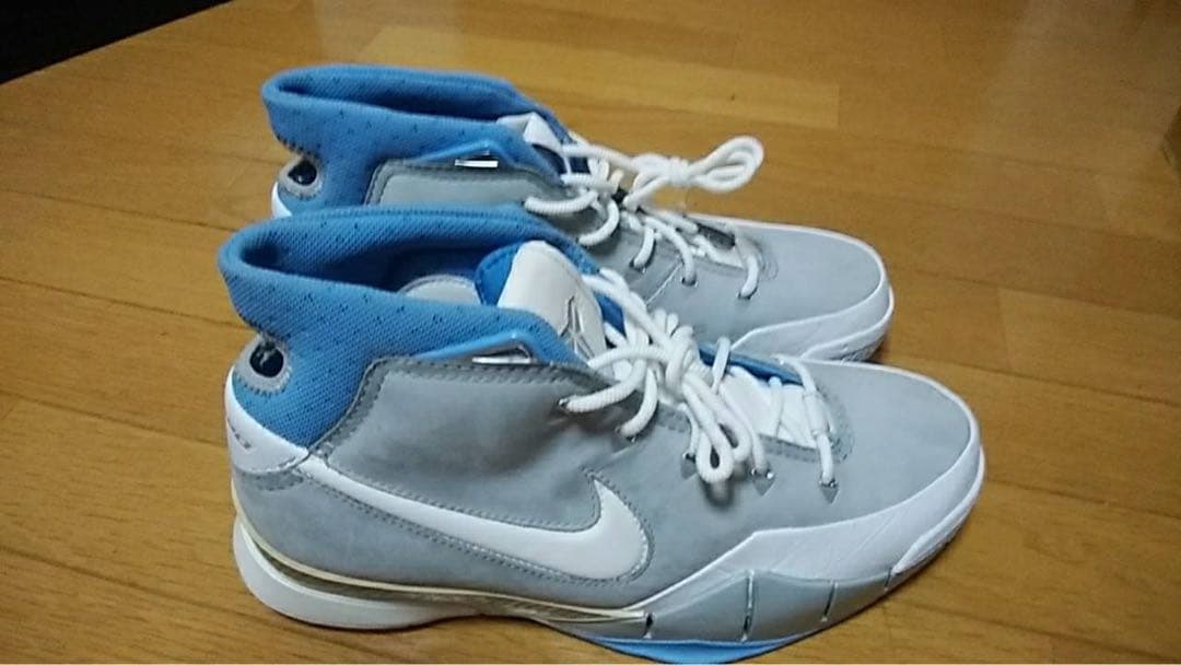 ナイキ ZOOMAIR UPTEMPO MPLS グレー/ブルー/ホワイト