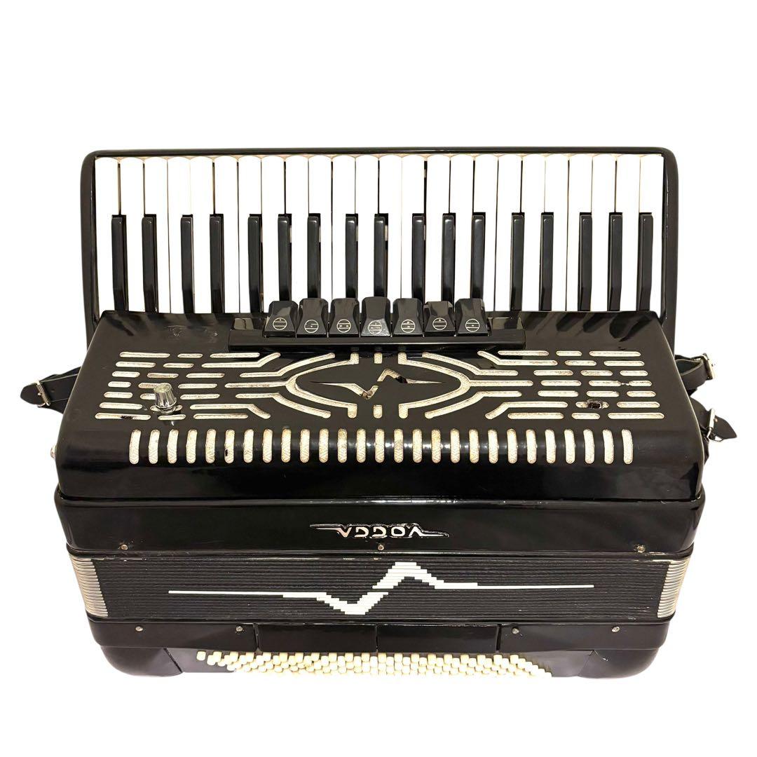 【希少】VOGGA 120ベース アコーディオン 41鍵 ピアノ式 南米モデル