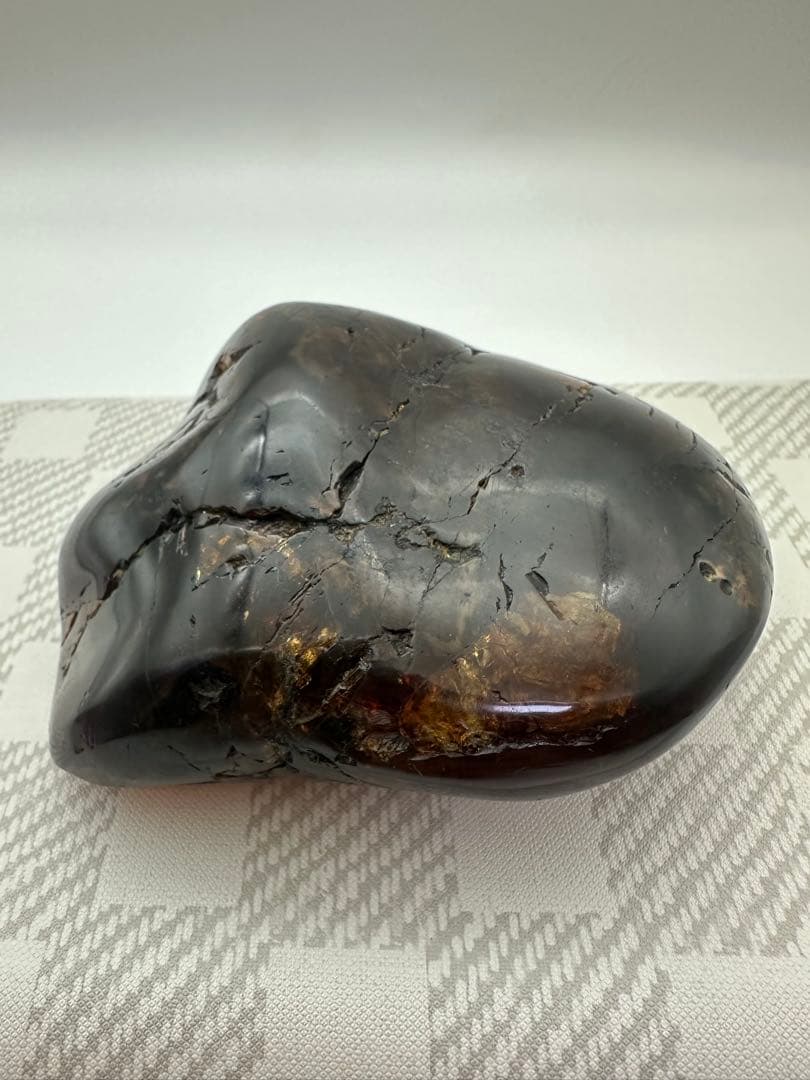 ☆天然☆ ミャンマー産 天然アンバー 琥珀 原石 大振 飾り 307g