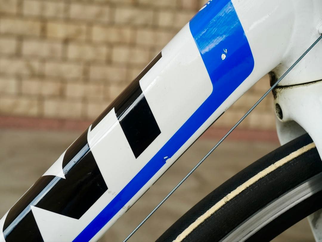 Giant アルミロードバイク DEFY0 シマノ105 10速