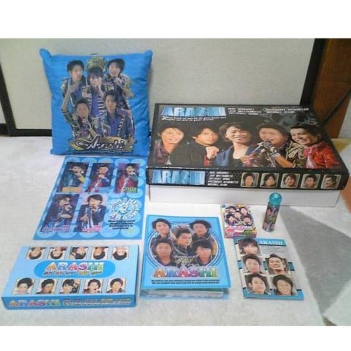 ❤️非売品★嵐BOXセット特大クッション限定トランプ手帳 糊クリアファイル新品