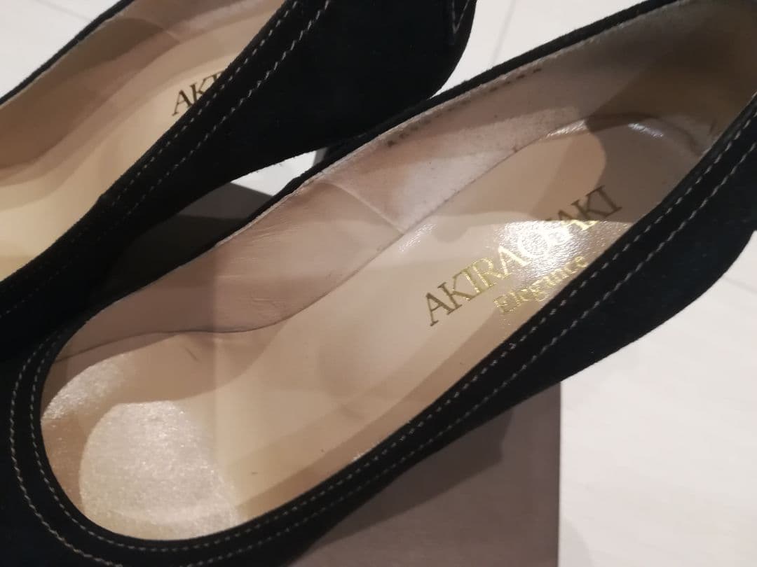 OSAKIスエードリボンヒール