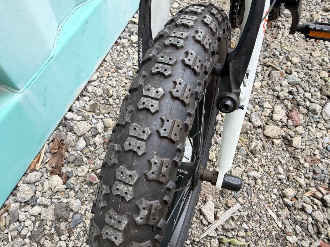 【引取限定】室内保管 ヨツバサイクル　16インチ キッズバイク ネイビー 自転車