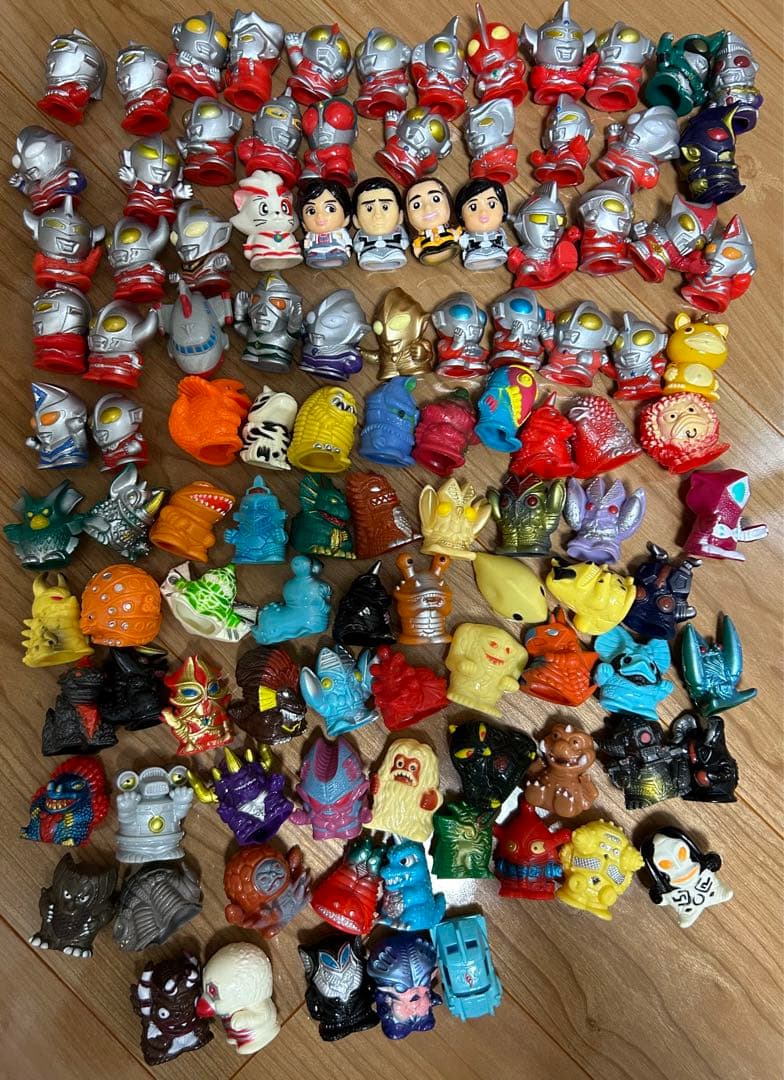 平成初期【当時物】ウルトラマン　指人形100体以上【未使用】　レアコレクション