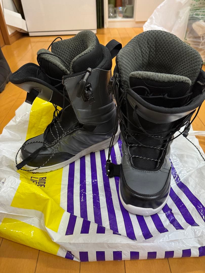 ノースウェーブ　スノボブーツ