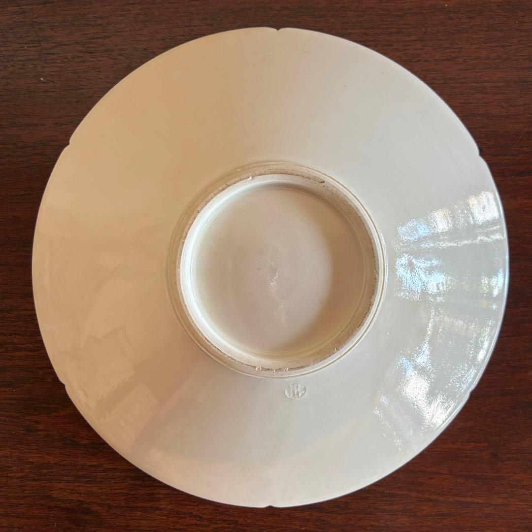 高麗陶房　宮岡英夫　「白磁陽刻花文鉢」　共箱入　作者サイン入25.12.10-2