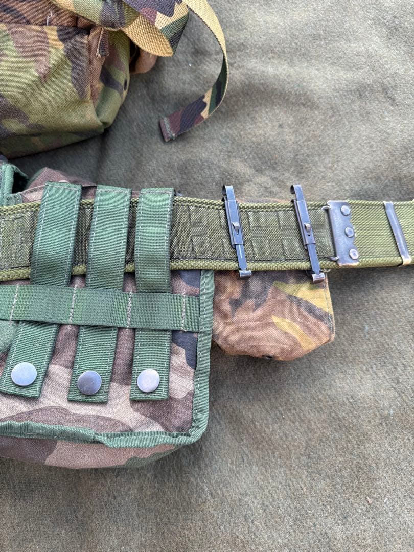 オランダ軍　バックパック　ベルトキットセット