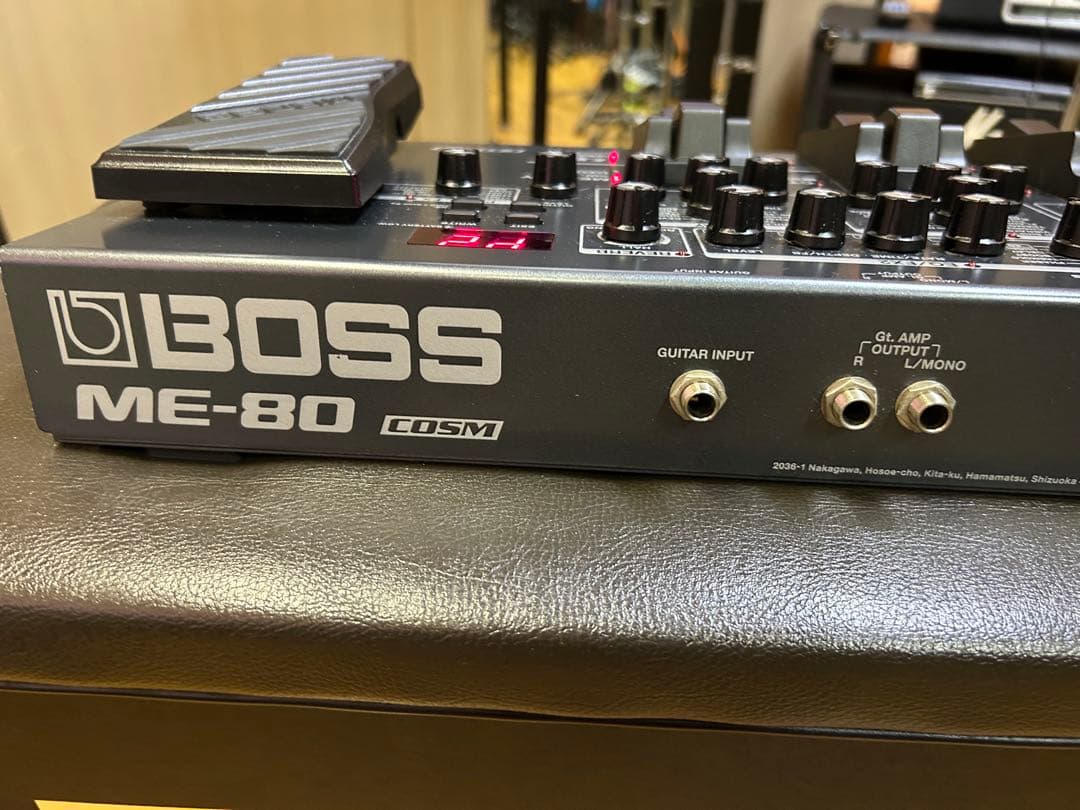 じゅんにつき他者購入不可！ BOSSマルチエフェクターME80一式セット！