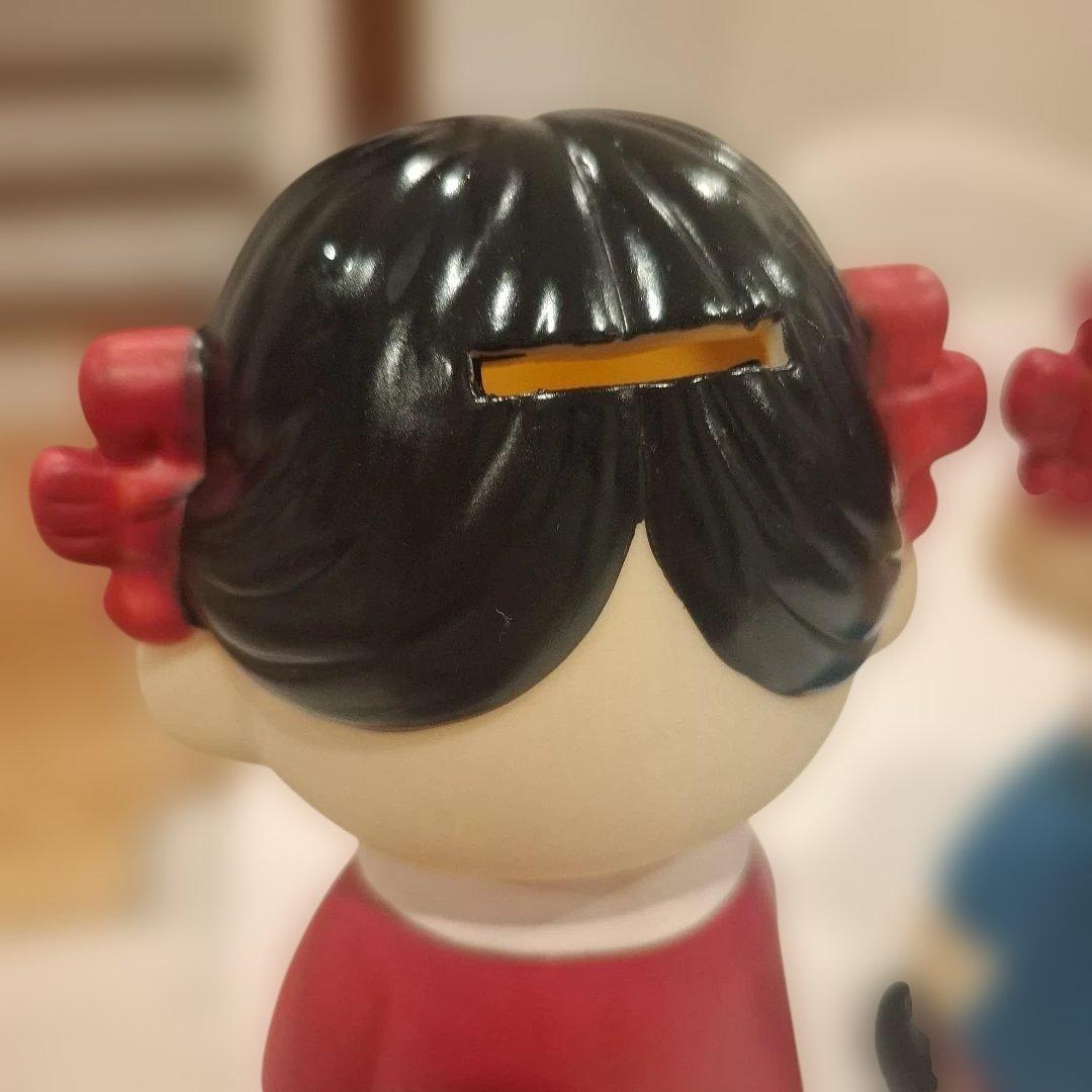 最安値！お得ペコちゃん 貯金箱 フィギュア　　　　2体セット 赤 青