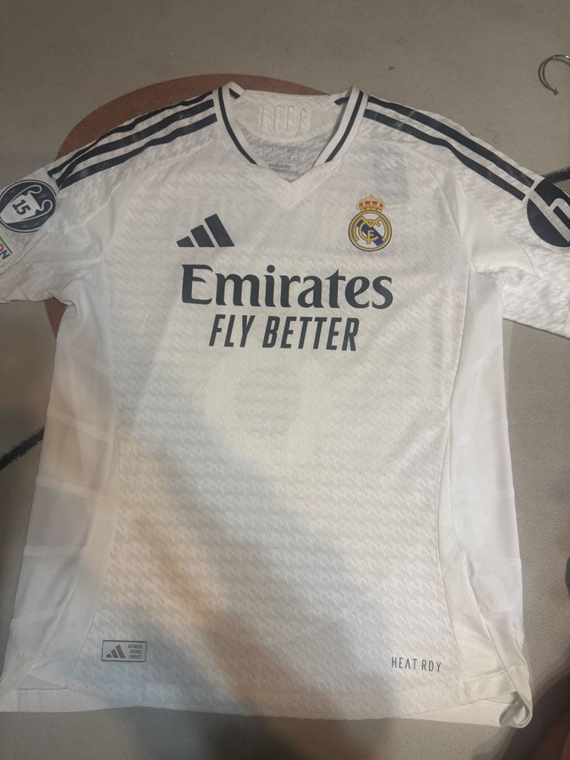 レアル・マドリード フェデリコ・バルベルデ オーセンティックユニフォーム