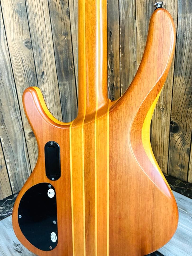 Washburn Force-4 4弦ベース ネックスルー アクティブ