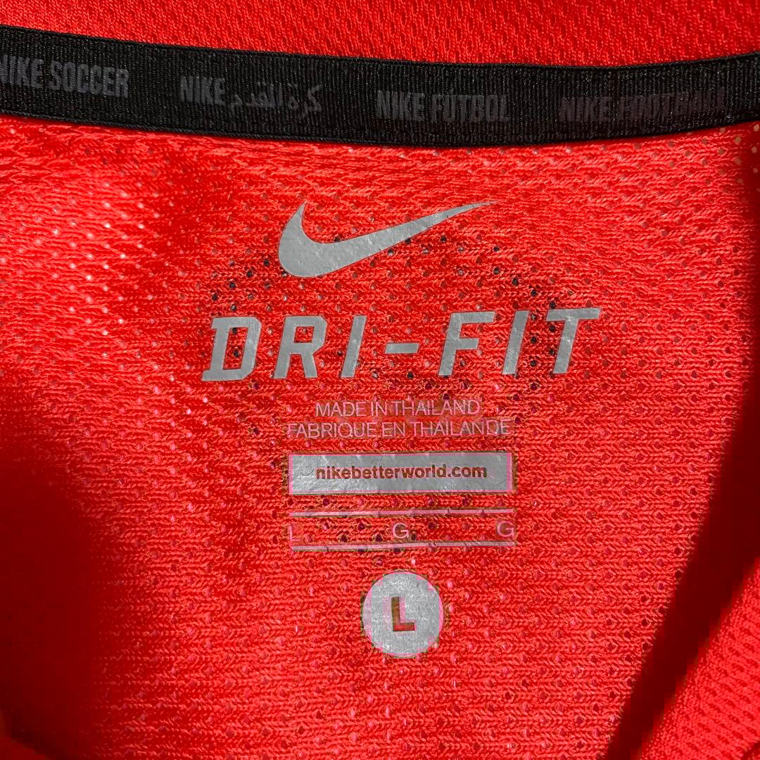 ナイキ　マンチェスターU　ゲームシャツ　Tシャツ　刺繍ロゴ　レッド　L