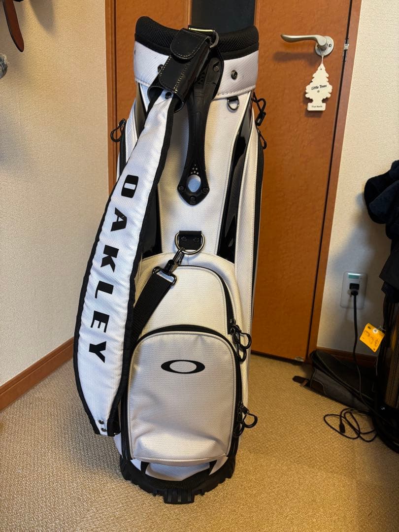 OAKLEY キャディバッグ ホワイト