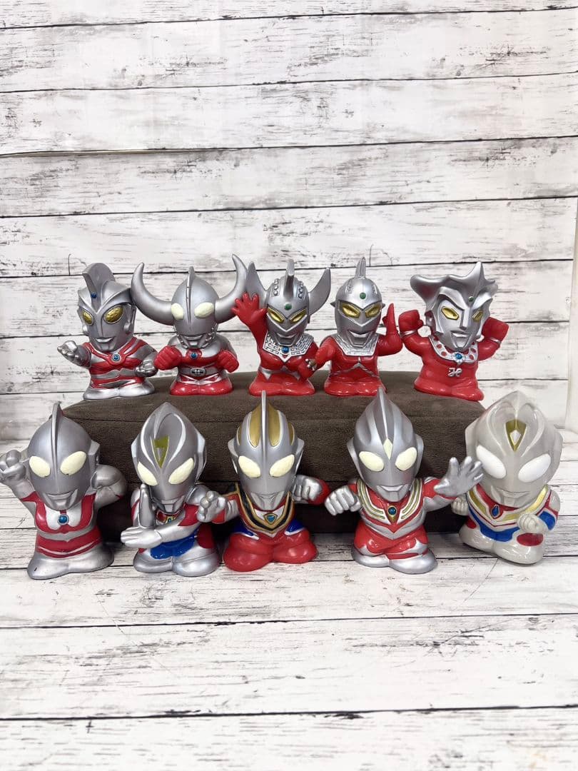 ウルトラマン 貯金箱 10体セット まとめ売り