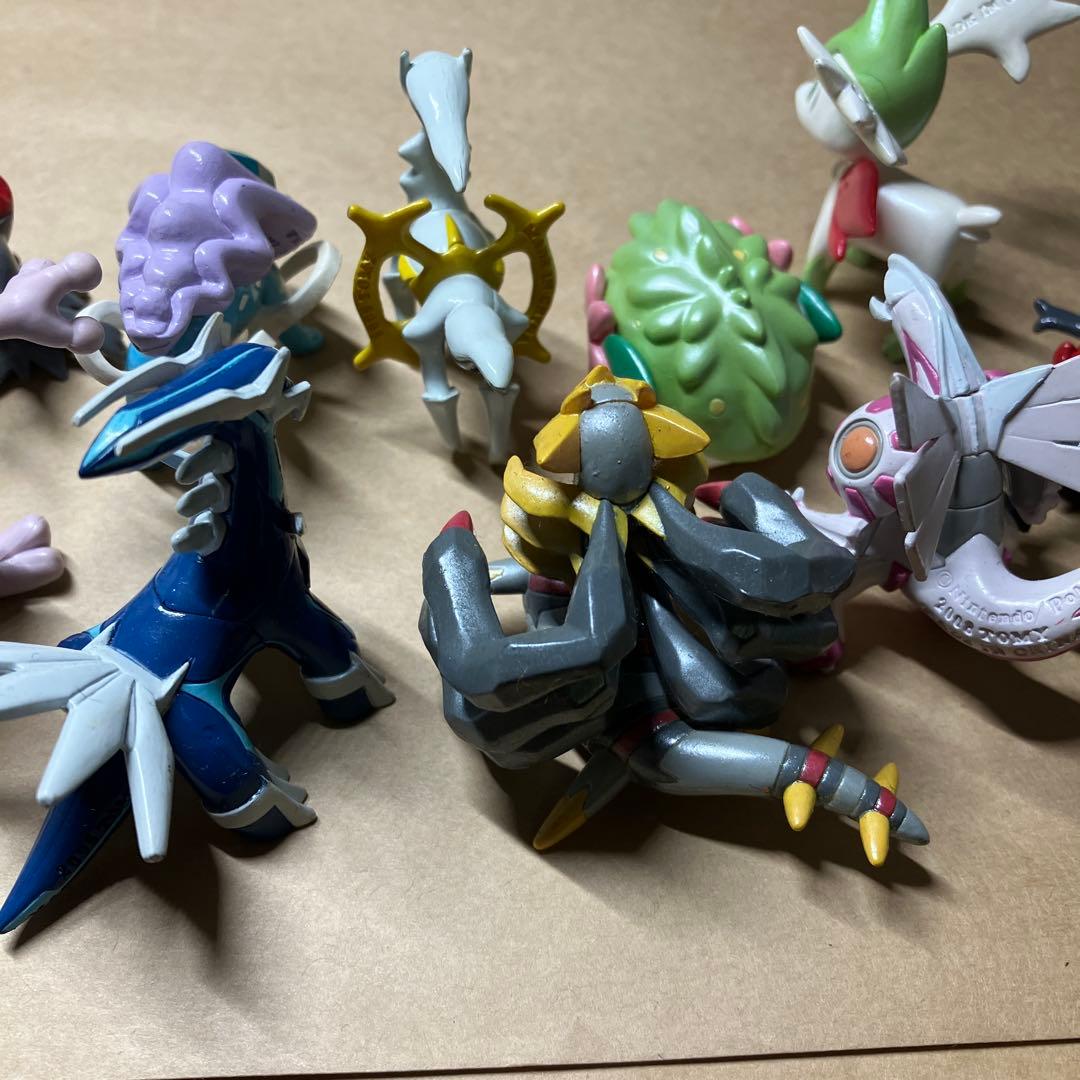 ポケモン　フィギュア　モンコレ