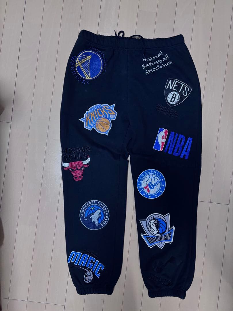 NBA ロゴ刺繍 [フリークスストア別注]ブラックパンツＬ