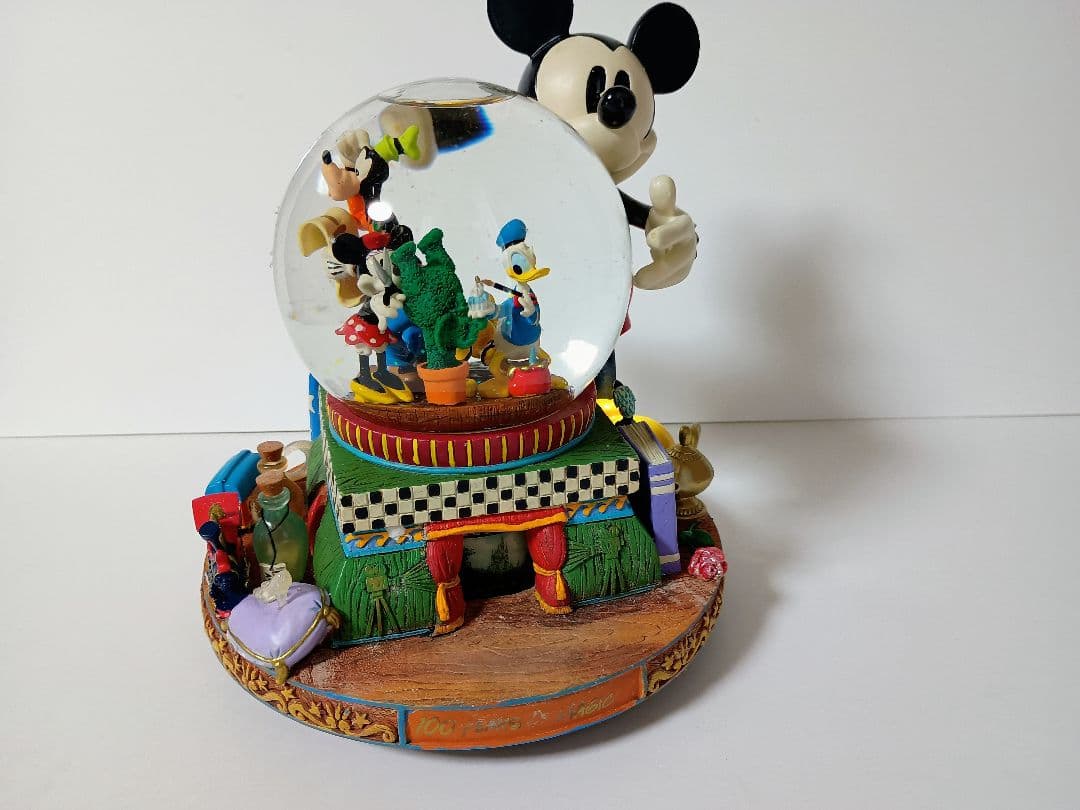 ディズニースノードーム オルゴール