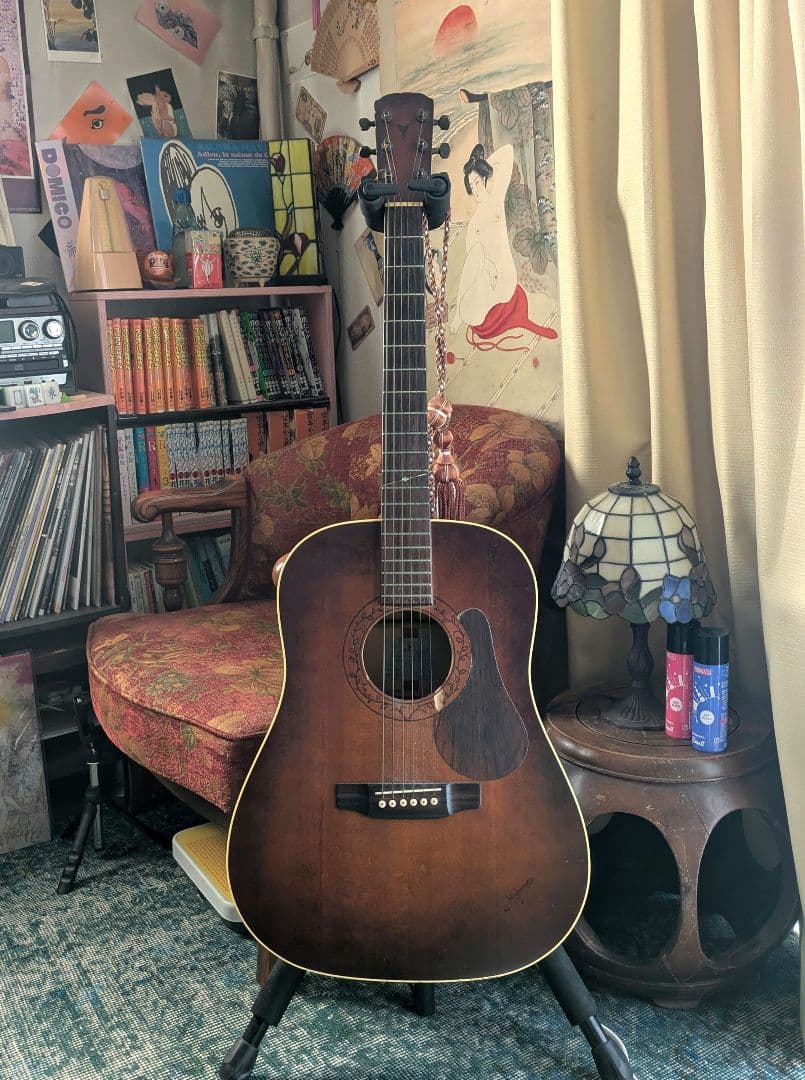 K.Yairi LEO-J10 2007年製 ハードケース付き