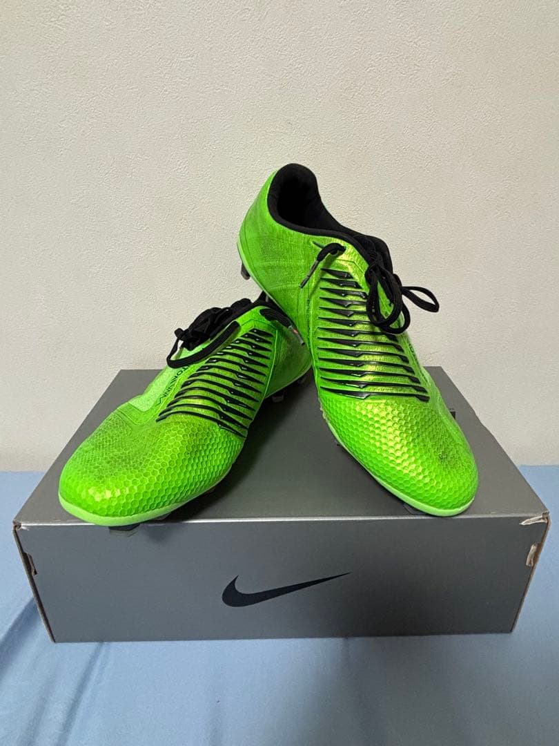 【最終値下げ】Nike PHANTOM VENOM FG 27cm