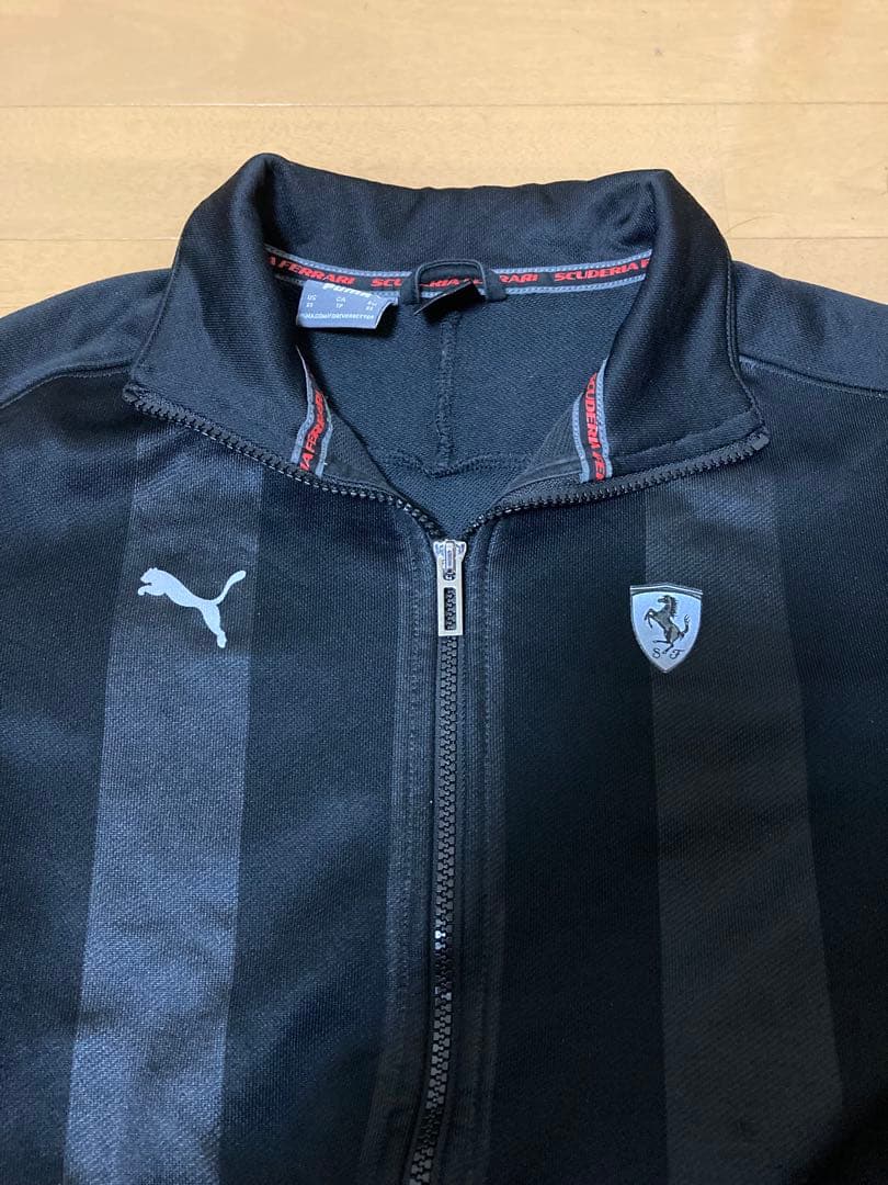 美品　プーマ×フェラーリコラボ　　　　　　　セットアップジャージ