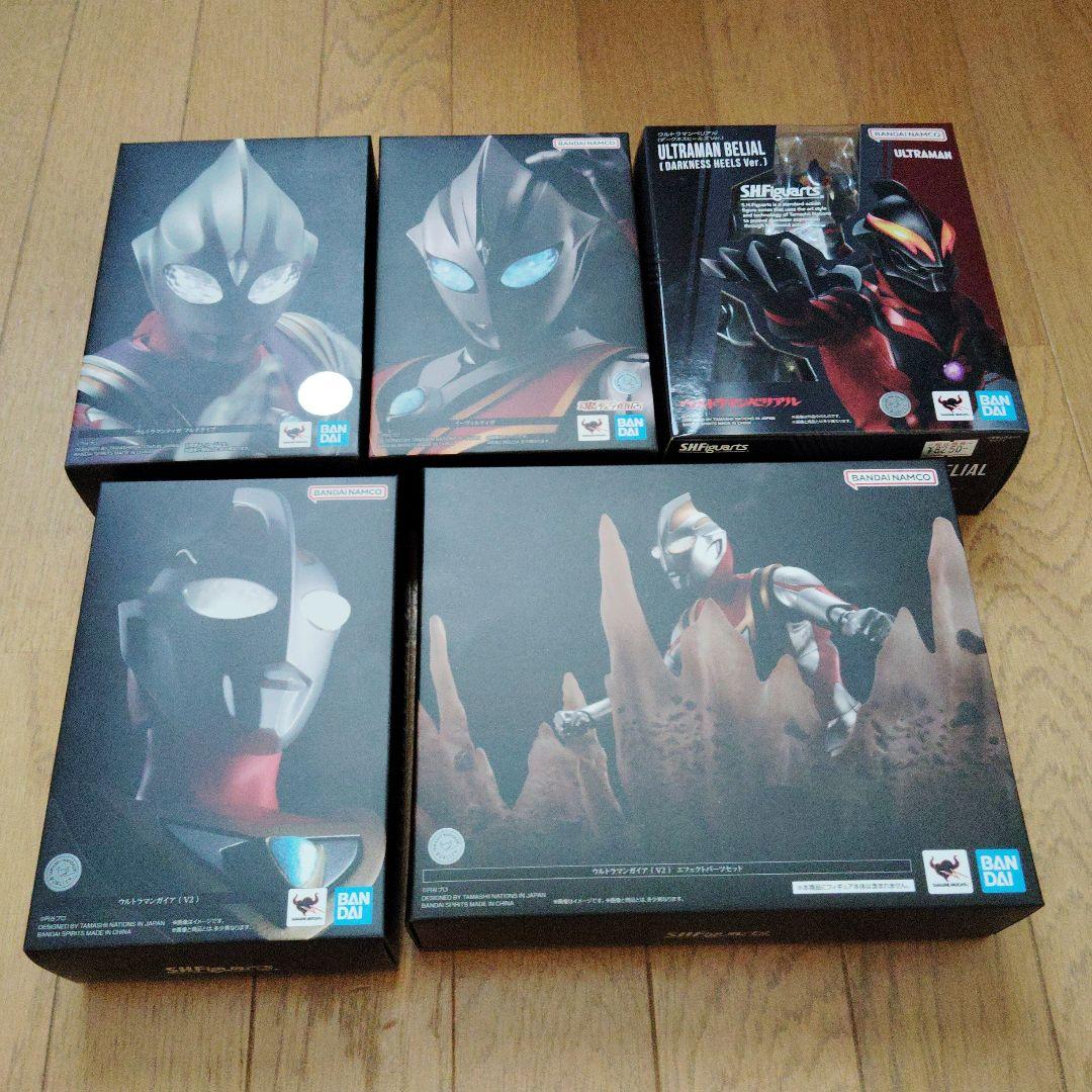 フィギュアーツ 真骨彫 ウルトラマン セット