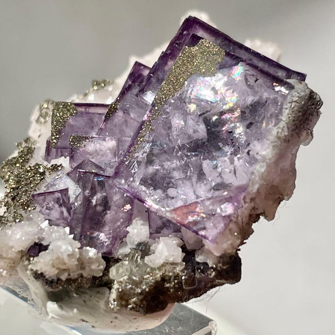 453 中国　ヤオガンシャン産　フローライト&パイライト