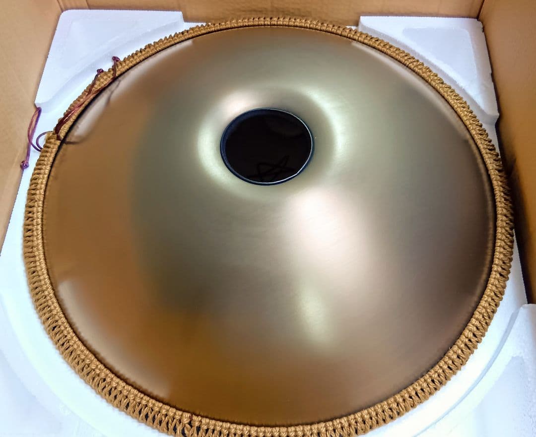 ハンドパン　56センチ　１０音　A＝440Hz