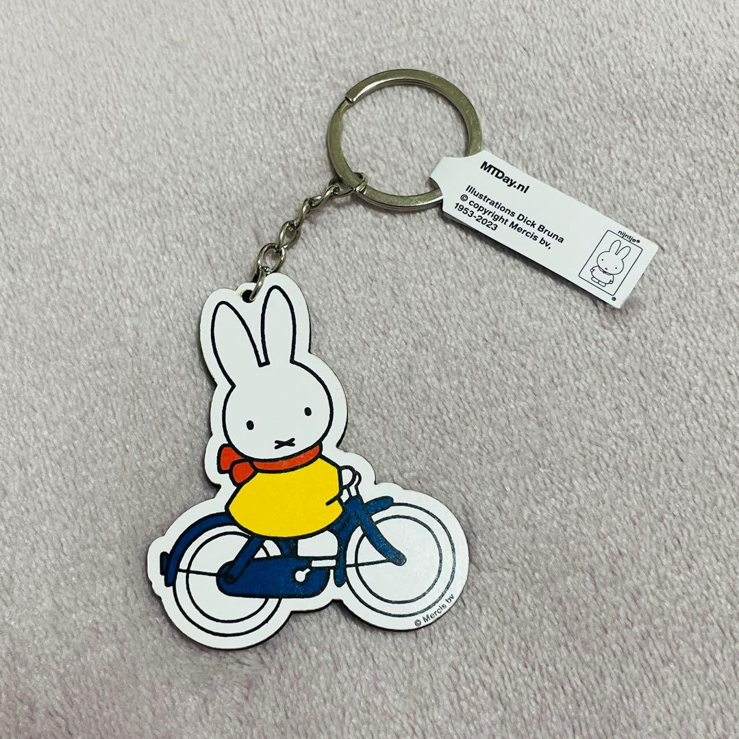 【レア！新品】EXPO大阪関西万博オランダパビリオンミッフィー自転車キーホルダー