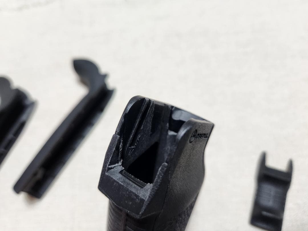 【中古】ZSHOT　PTW　MAGPUL MIAD　実物　グリップ　黒