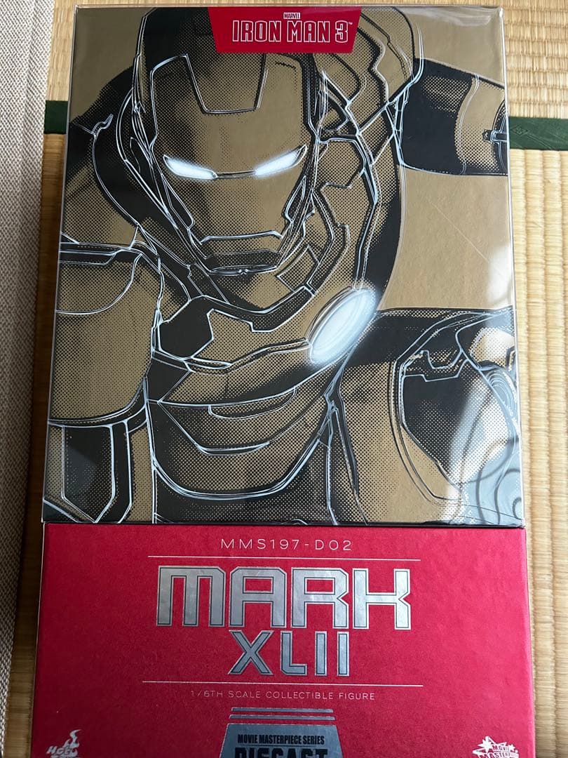 ホットトイズ アイアンマン マーク42