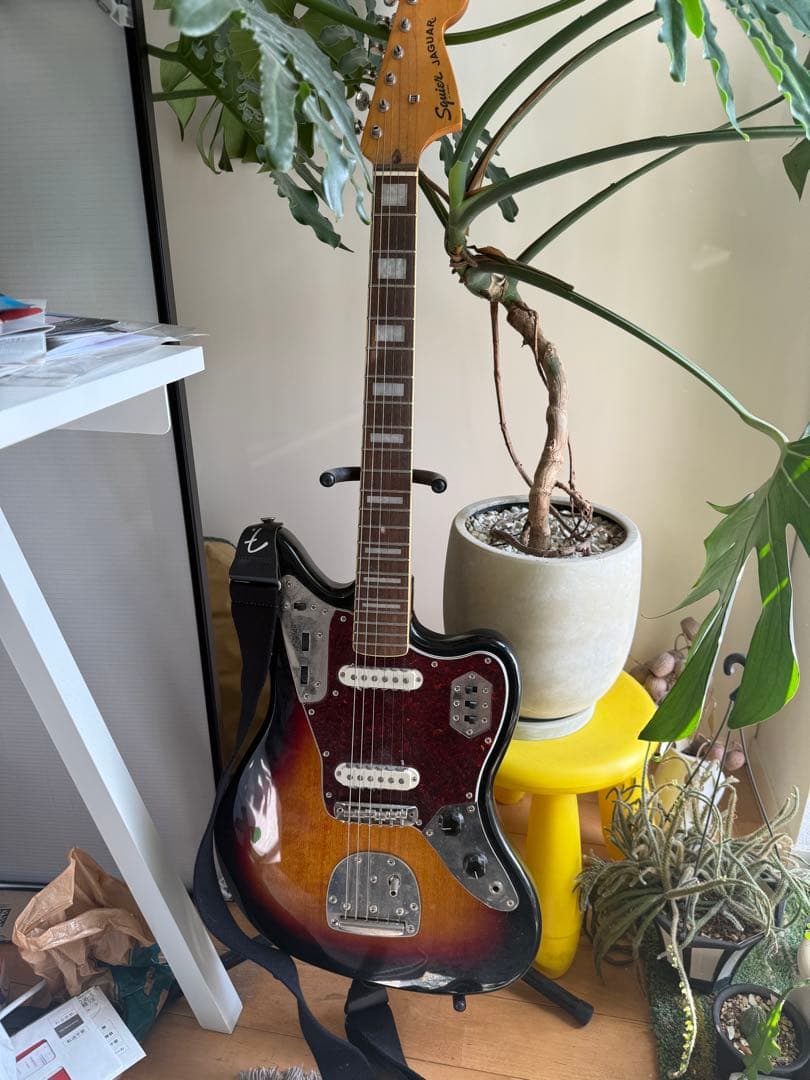 ギター SQUIER Classic Vibe 70s Jaguar