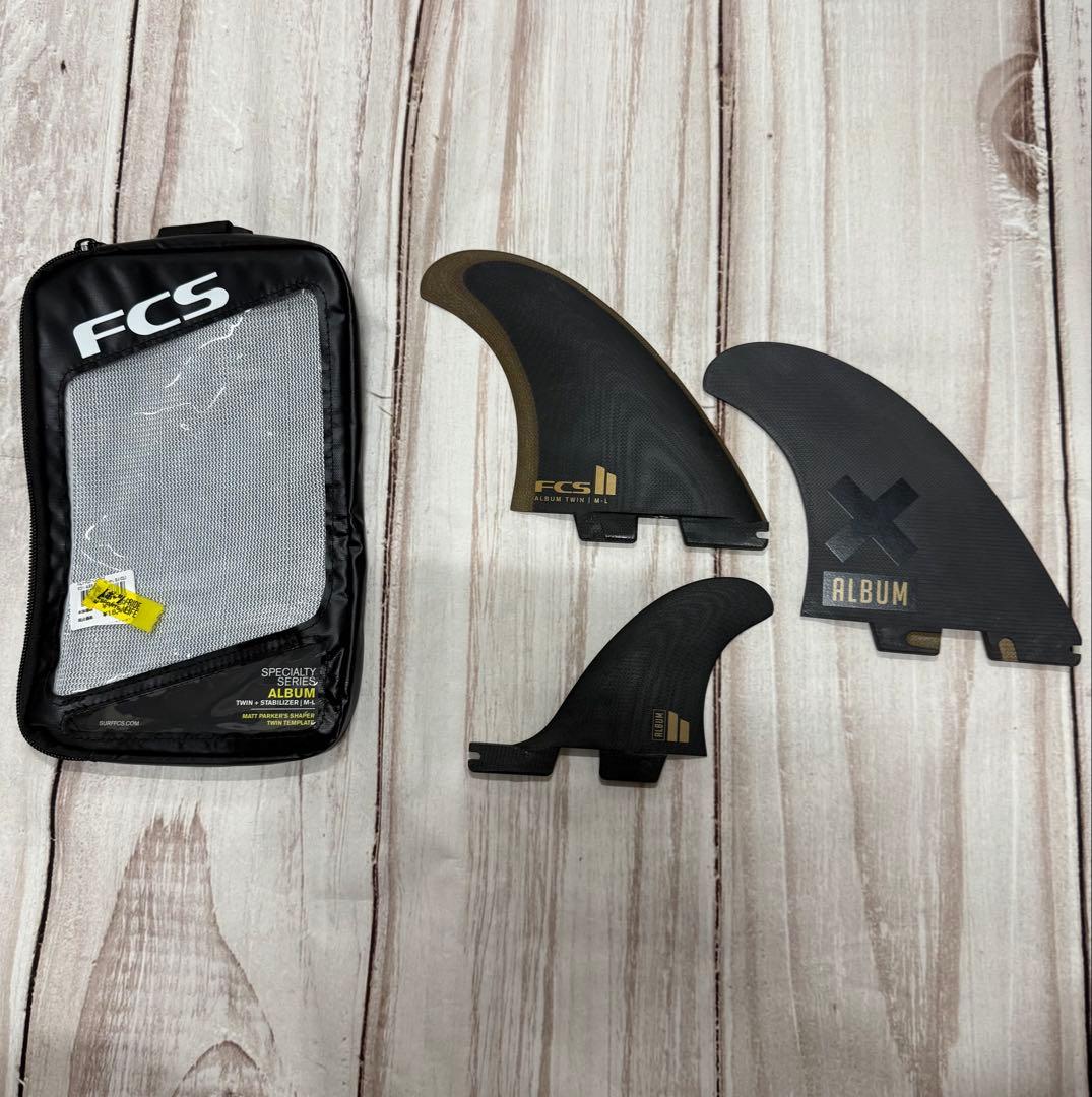 【美品】　ALBUM SURFBOARDインサニティ　フィン付き