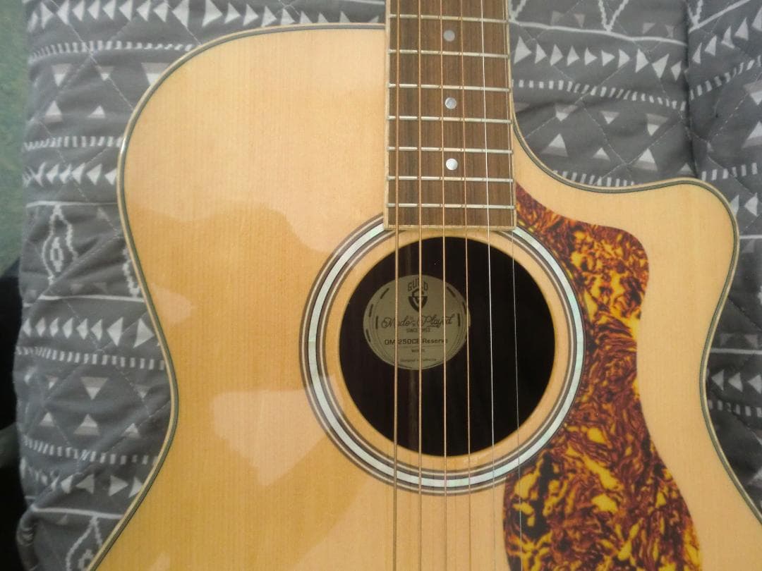 GUILD / OM-250CE RESERVE Natural 美品