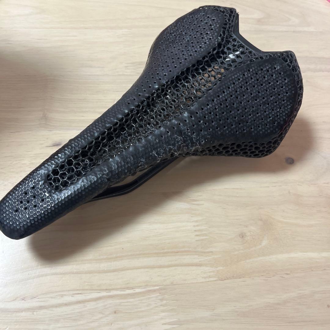 スペシャライズド　サドル