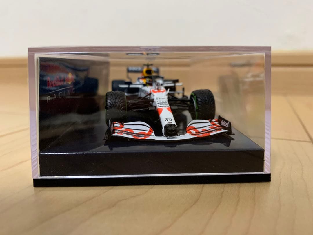 ミニカー MINICHAMPS RB16B SERGIOPERREZ 1/43