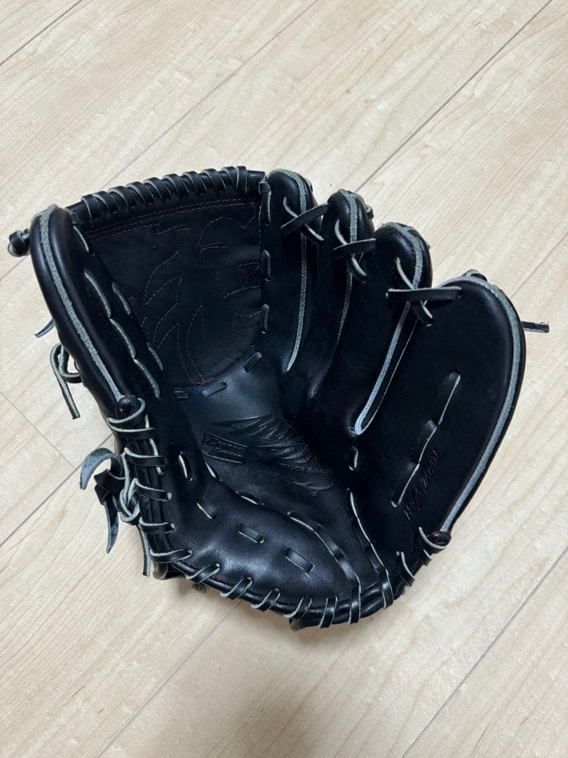 ミズノプロ 硬式 グローブ 黒 右投げ用 投手用