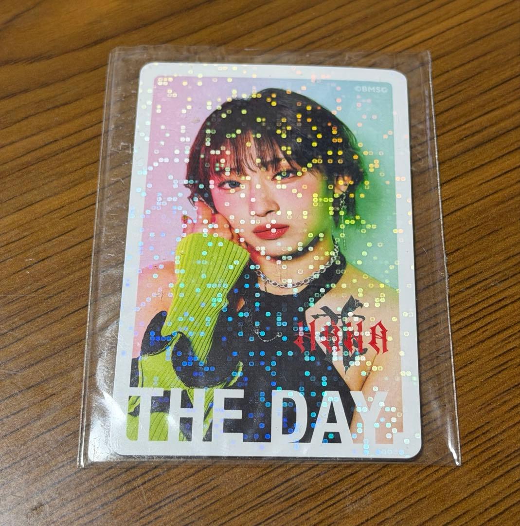 HANA ボディメンテ JISOO トレカ ホログラム