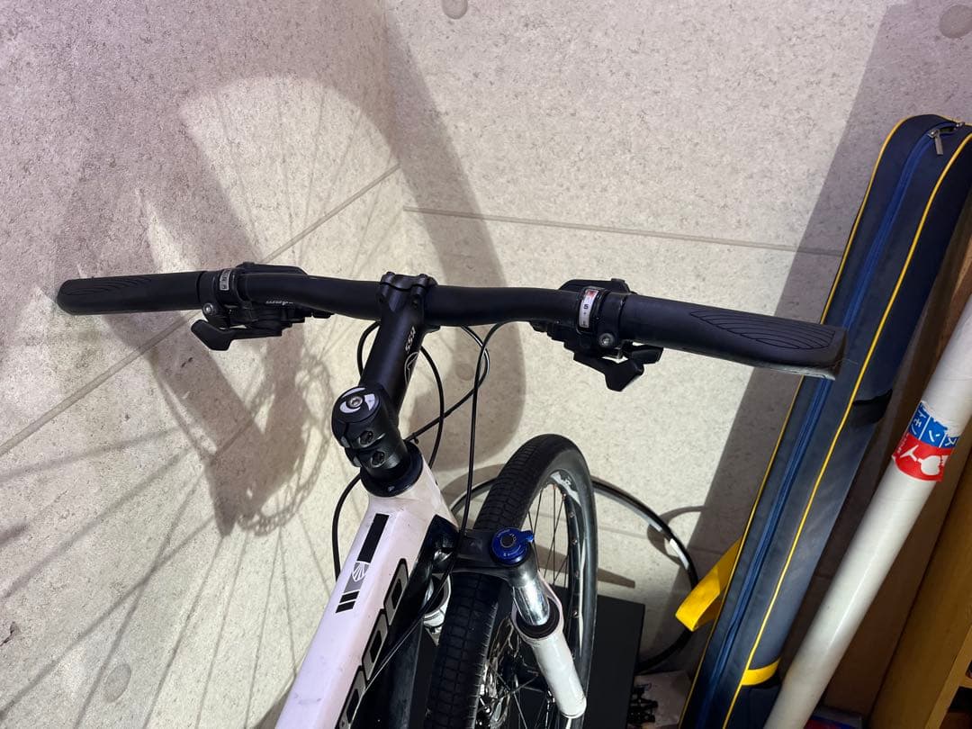 TREK TRT 6SERIES 6000 シマノDEORE XT 油圧ディスク