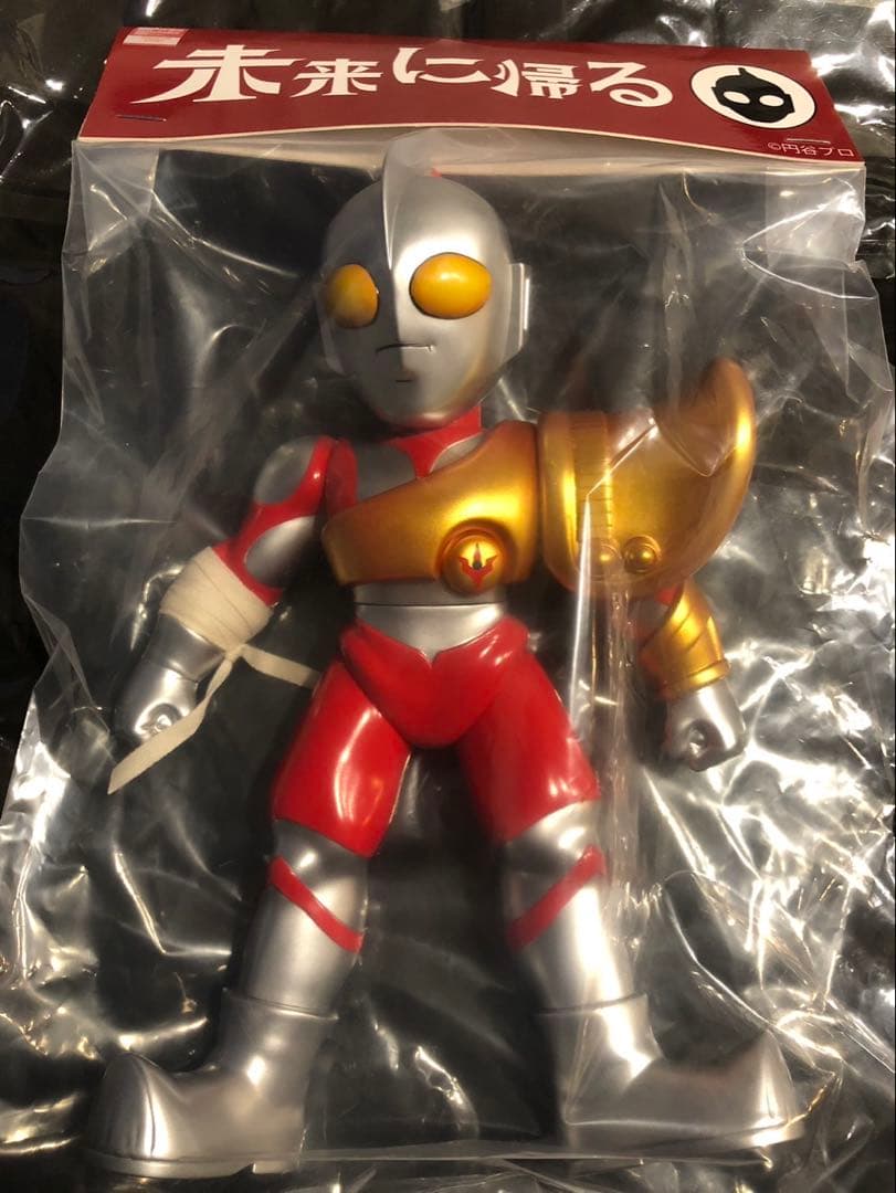 未来に帰る　闘士ウルトラマン　ワンフェス　新品未開封　ゴジラ