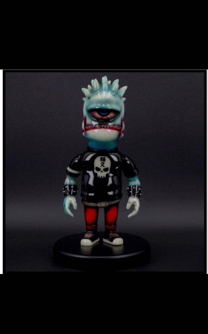 NEKOMATA WORKS/バジル/墓場の画廊ver/ネコマタマークス蓄光