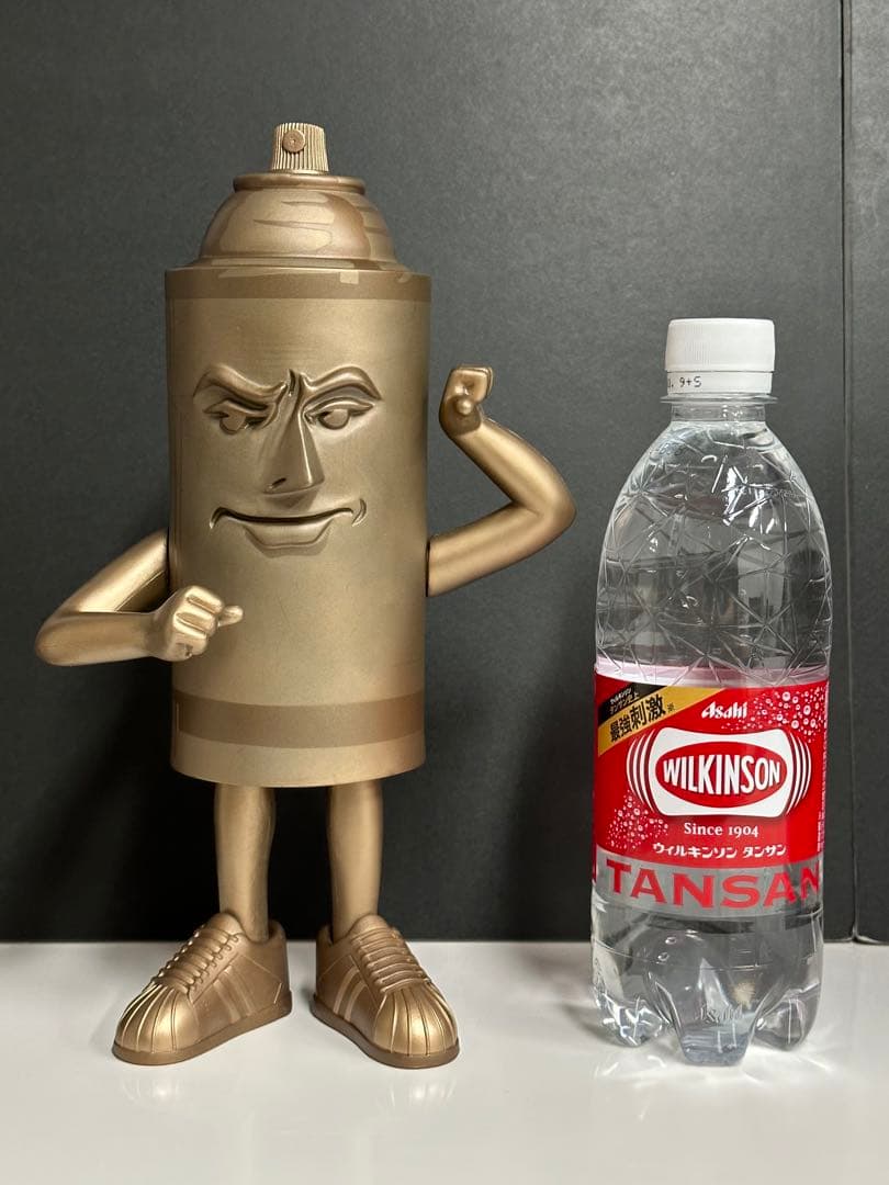 OBEYxSTRANGEco アートフィギュアMr.Spray