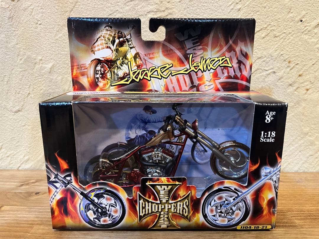 ウエストコーストチョッパーズ 1:18スケールバイクモデル